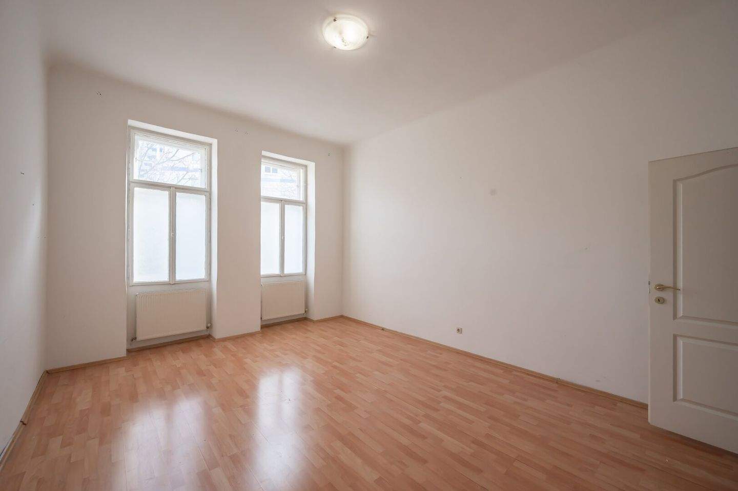 2-salle Appartement à Brigittenau, Austria No. 16738