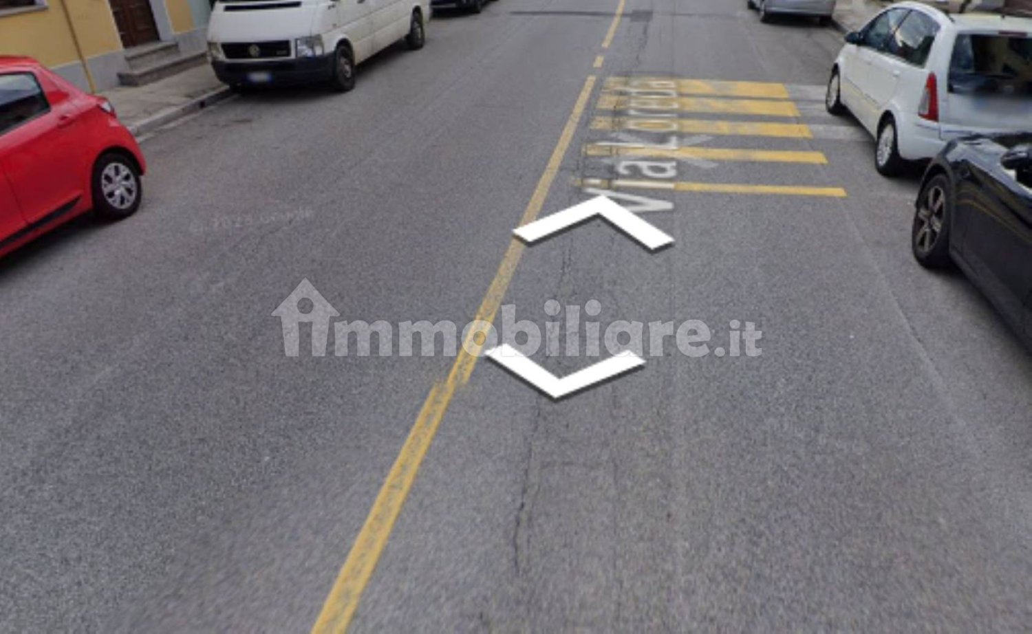 1 room Office in Udine, Italy No. 258278