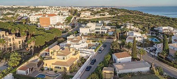 Дом с 4 спальнями в Албуфейра, Португалия № 24429 8