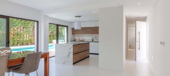 4 bedrooms Villa in Almada, Portugal No. 98422 9