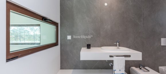 4 bedrooms Villa in Almada, Portugal No. 98422 36