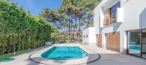 4 bedrooms Villa in Almada, Portugal No. 98422 39