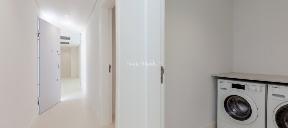 4 bedrooms Villa in Almada, Portugal No. 98422 44