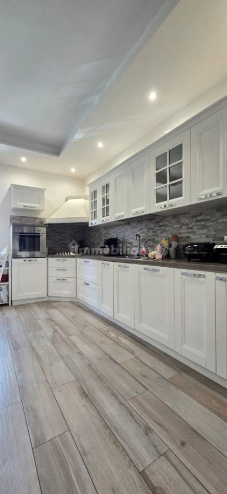 2 Schlafzimmer Wohnung in Rome, Italy, Nr. 333602