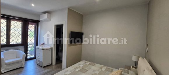 2 Schlafzimmer Wohnung in Rome, Italy, Nr. 333602 6