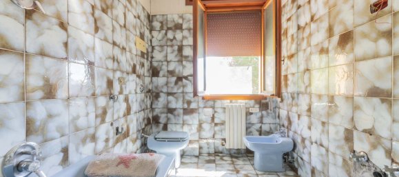 960m² Warehouse in Castello d'Argile, Italy No. 259466 29