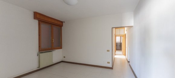 960m² Warehouse in Castello d'Argile, Italy No. 259466 25