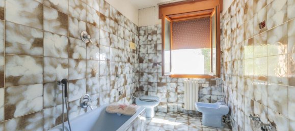 960m² Warehouse in Castello d'Argile, Italy No. 259466 30