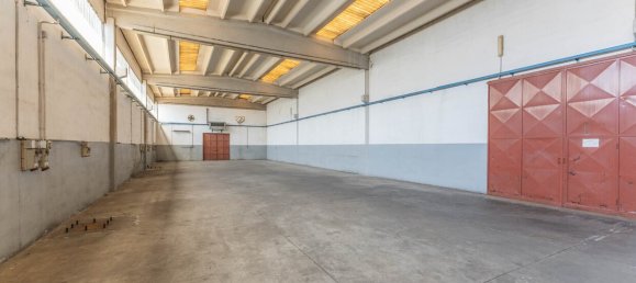 960m² Warehouse in Castello d'Argile, Italy No. 259466 3