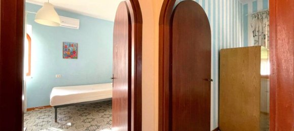 5 bedrooms Villa in Terracina, Italy No. 53517 33