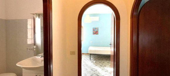 5 bedrooms Villa in Terracina, Italy No. 53517 35