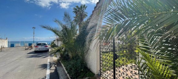 5 bedrooms Villa in Terracina, Italy No. 53517 3