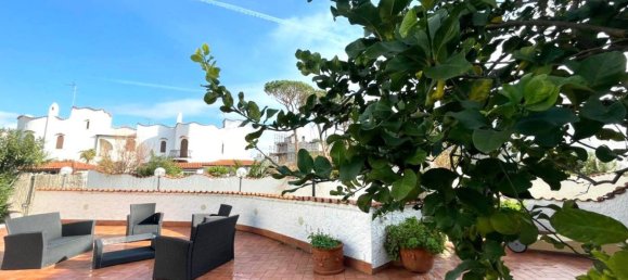 5 bedrooms Villa in Terracina, Italy No. 53517 47