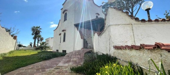 5 bedrooms Villa in Terracina, Italy No. 53517 14