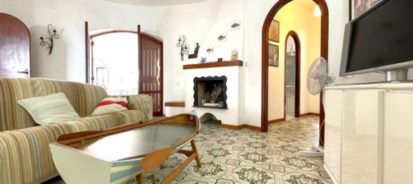 5 bedrooms Villa in Terracina, Italy No. 53517 16