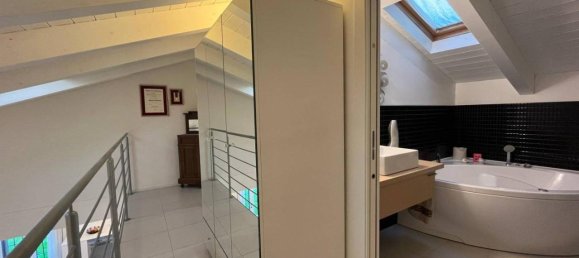 Villa de 4 divisões em Modena, Italy N.º 152491 37