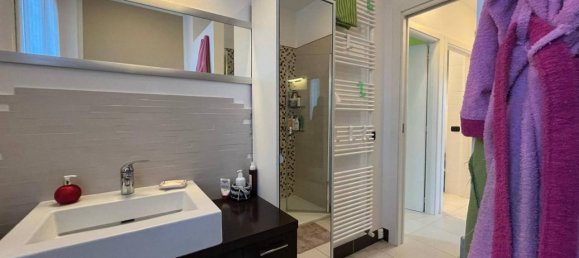 Villa de 4 divisões em Modena, Italy N.º 152491 33