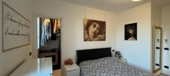 Villa de 4 divisões em Modena, Italy N.º 152491 26