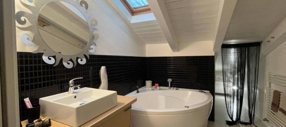 Villa de 4 divisões em Modena, Italy N.º 152491 38