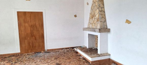 1610m² Warehouse in Oricola, Italy No. 124171 10