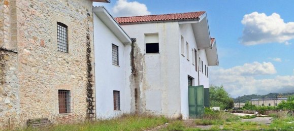 1610m² Warehouse in Oricola, Italy No. 124171 4