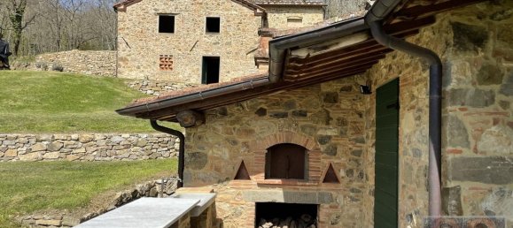 5 bedrooms House in Bagni di Lucca, Italy No. 585 2