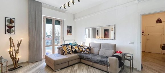 4 rooms Apartment in San Giuliano Terme, Italy No. 29651 2