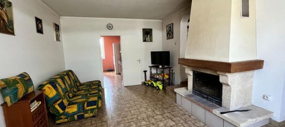 Дом с 2 спальнями в Ла Гэрш-сюр-л'Обуа, Франция № 249969 3