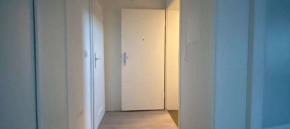 2 rooms Apartment in Dusseldorf, Germany No. 9550 11