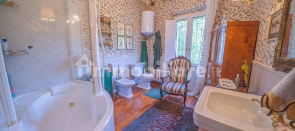 Villa de 6 dormitorios en Vicopisano, Italy No. 271306 30