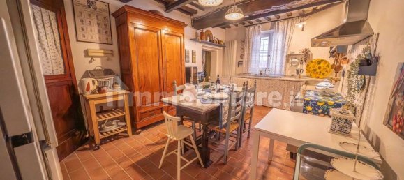 Villa de 6 dormitorios en Vicopisano, Italy No. 271306 49