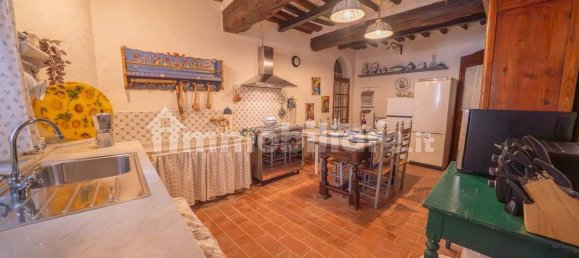 Villa de 6 dormitorios en Vicopisano, Italy No. 271306 48