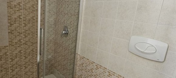 4-salle Appartement à Montello, Italy No. 316105 17