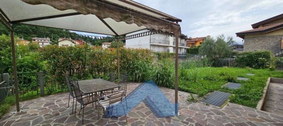 4-salle Appartement à Montello, Italy No. 316105 19