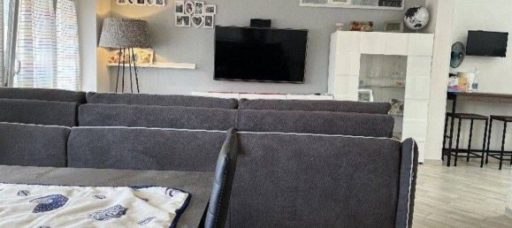 6-salle Appartement à Viareggio, Italy No. 42909 18