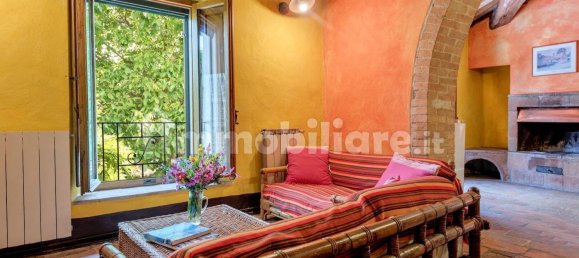 Casa de 20 dormitorios en Monteroni d'Arbia, Italy No. 211947 10