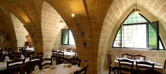 Gebäude in Ceglie Messapica, Italy 3199m², Nr. 235295 25