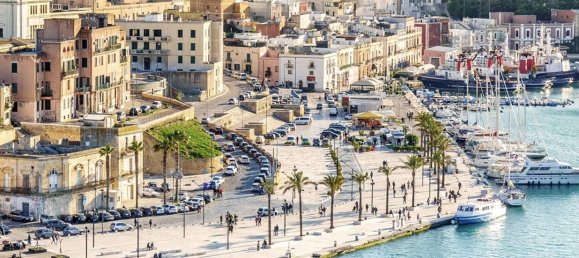 Gebäude in Ceglie Messapica, Italy 3199m², Nr. 235295 32