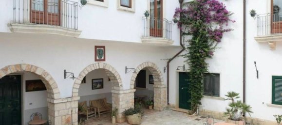 Gebäude in Ceglie Messapica, Italy 3199m², Nr. 235295 3