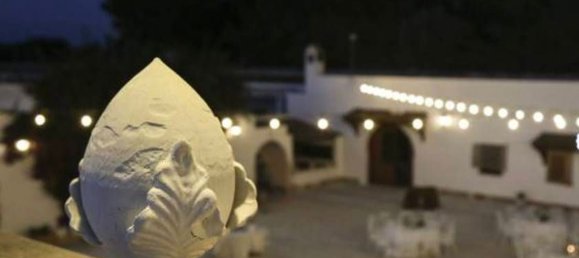 Gebäude in Ceglie Messapica, Italy 3199m², Nr. 235295 5