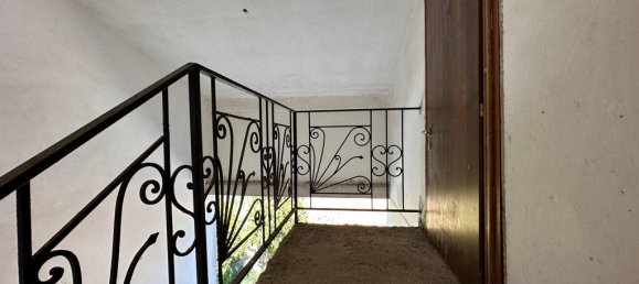 4 bedrooms Castles in Alvito, Italy No. 55564 22