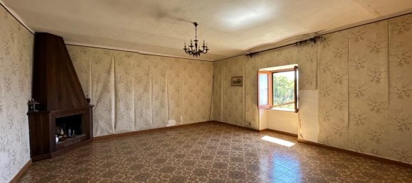 4 bedrooms Castles in Alvito, Italy No. 55564 19