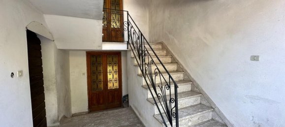 4 bedrooms Castles in Alvito, Italy No. 55564 12