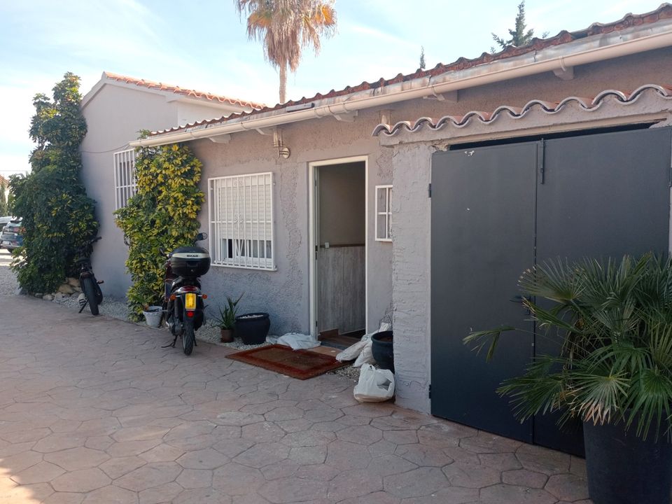 5 bedrooms Commercial property in La Nucia, Spain No. 190464