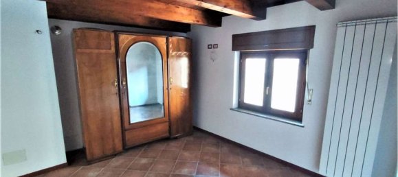 Дом с 3 комнатами в Квинчинетто, Италия № 207221 15