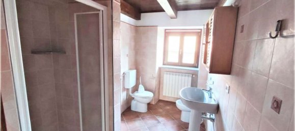 Дом с 3 комнатами в Квинчинетто, Италия № 207221 16