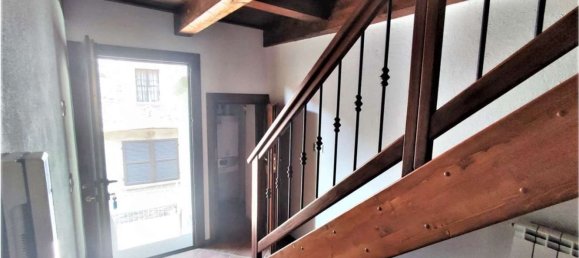 Дом с 3 комнатами в Квинчинетто, Италия № 207221 19