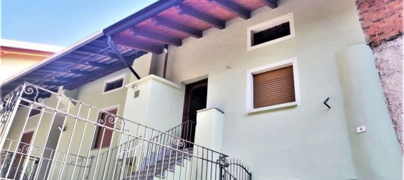 Дом с 3 комнатами в Квинчинетто, Италия № 207221 27