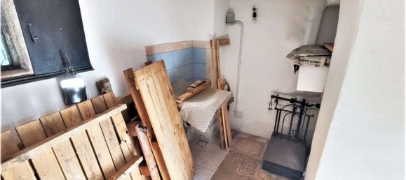 Дом с 3 комнатами в Квинчинетто, Италия № 207221 30