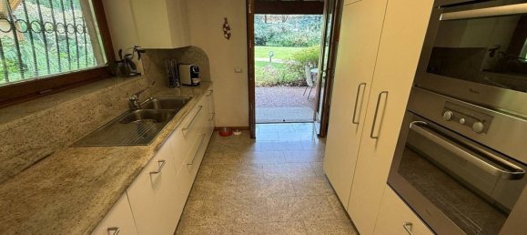 9 غرف نوم فيلا في Merone, Italy رقم 329083 9